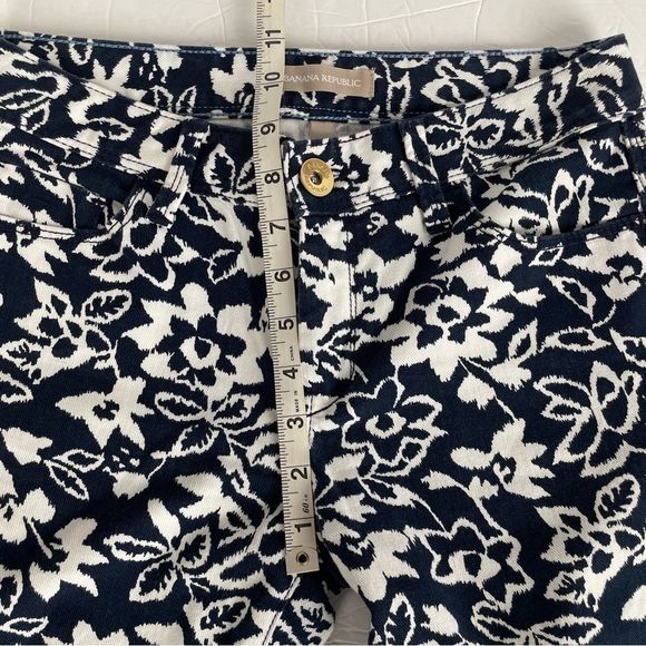 Banana Republic Navy Blue White Floral Denim Skinny Jeans Size‎ 25 - Picture 11 of 12